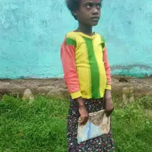 Apadrina niño 18