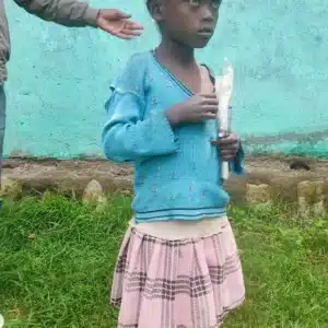 Apadrina niño 17